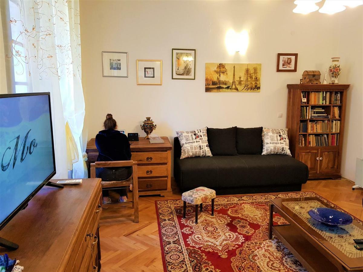 Noemi City Apartments Пула Экстерьер фото